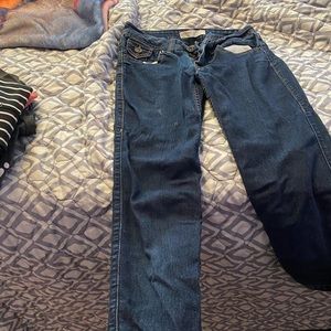 No boundaries capris